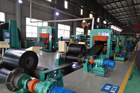 Rubber conveyor belt production process